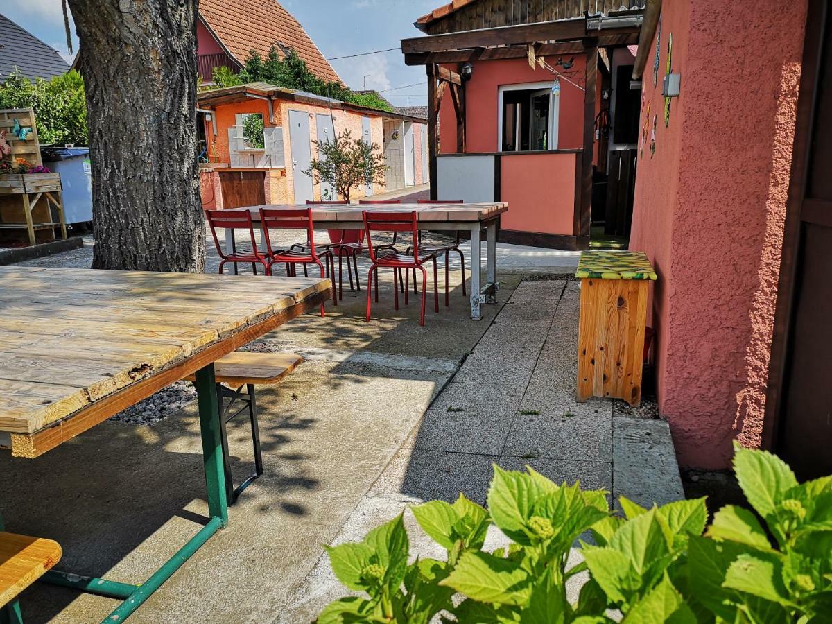 Gites & Camping On The Route Des Vins Bergheim Bagian luar foto